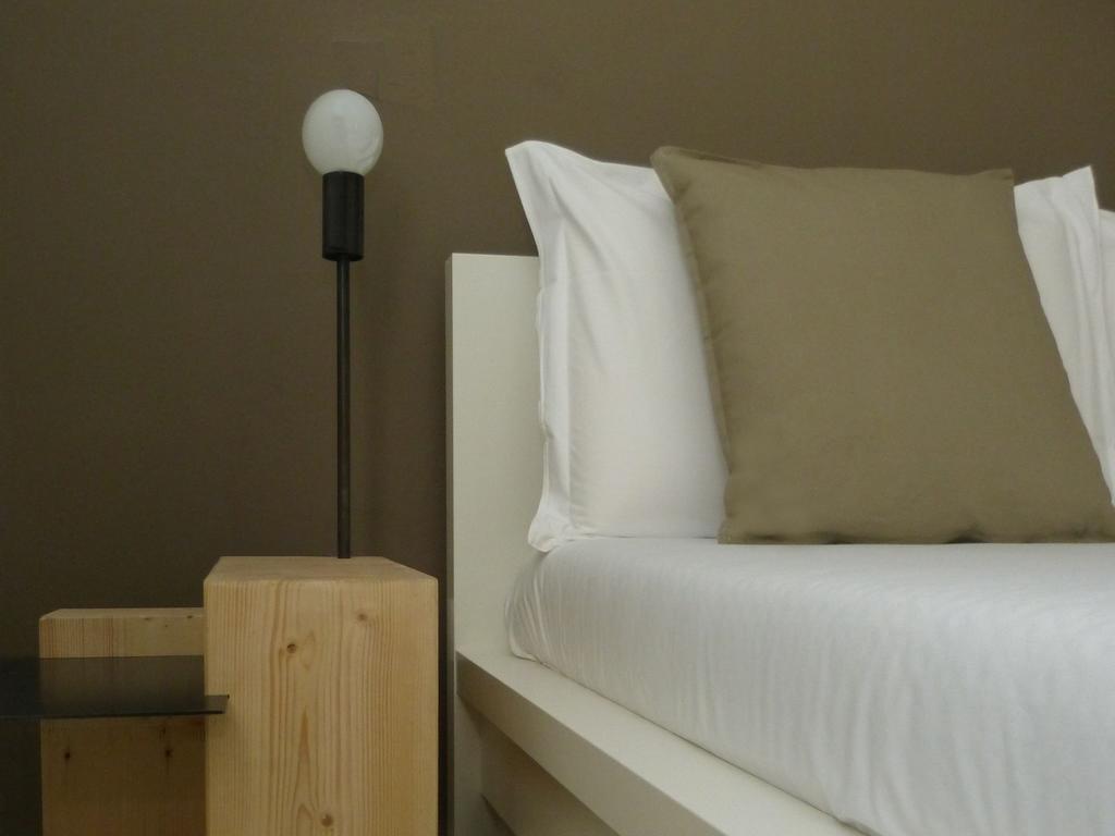 Fontana Rooms Lake Como Quarto foto