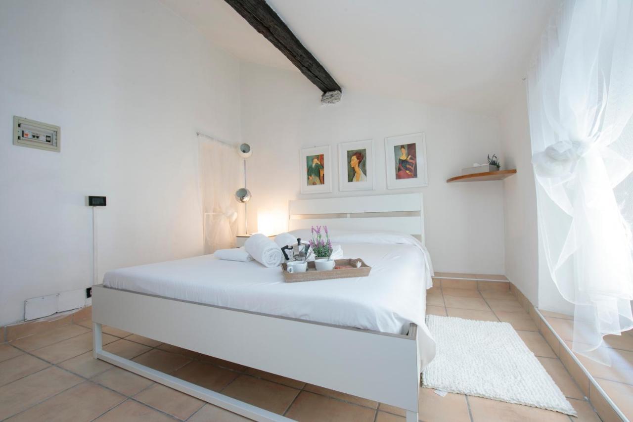 Fontana Rooms Lake Como Quarto foto
